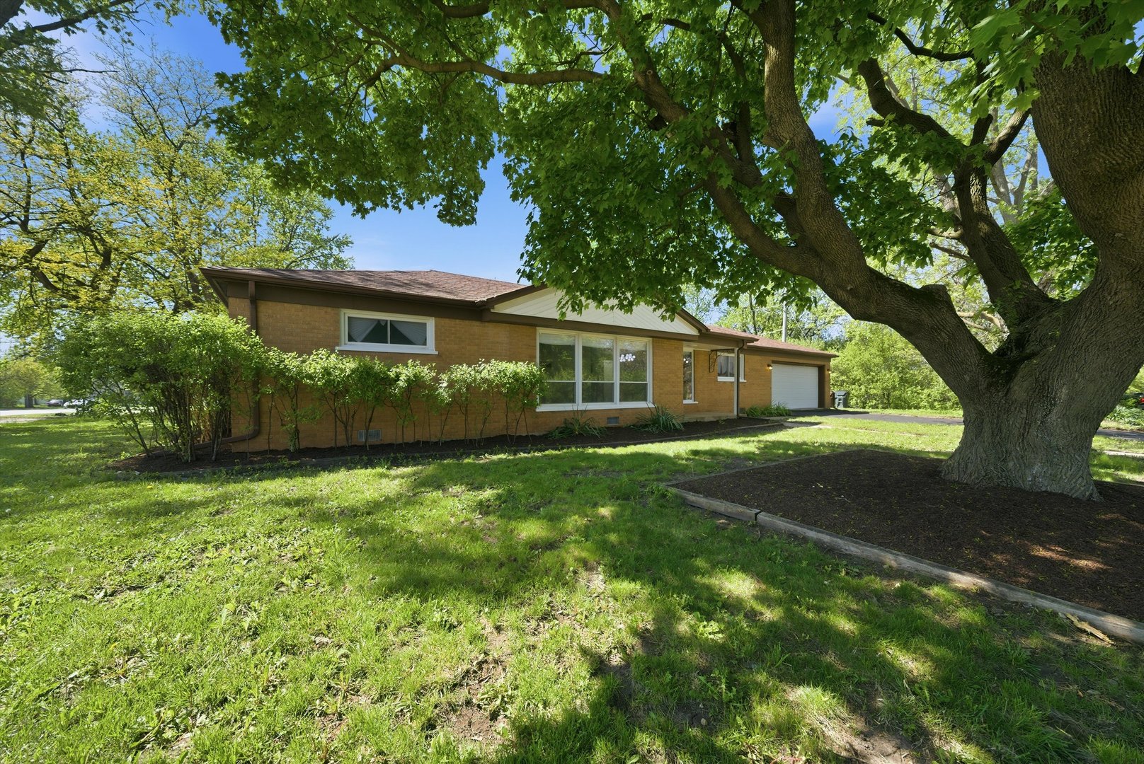 2600 175th Street