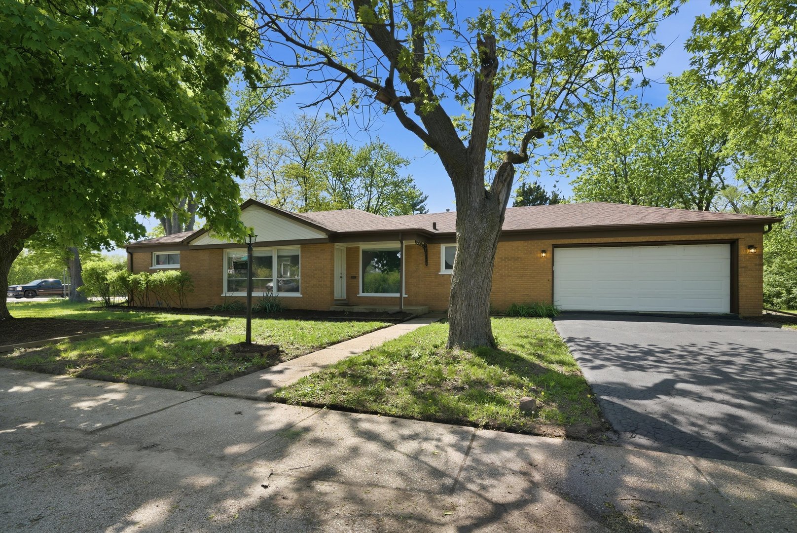 2600 175th Street