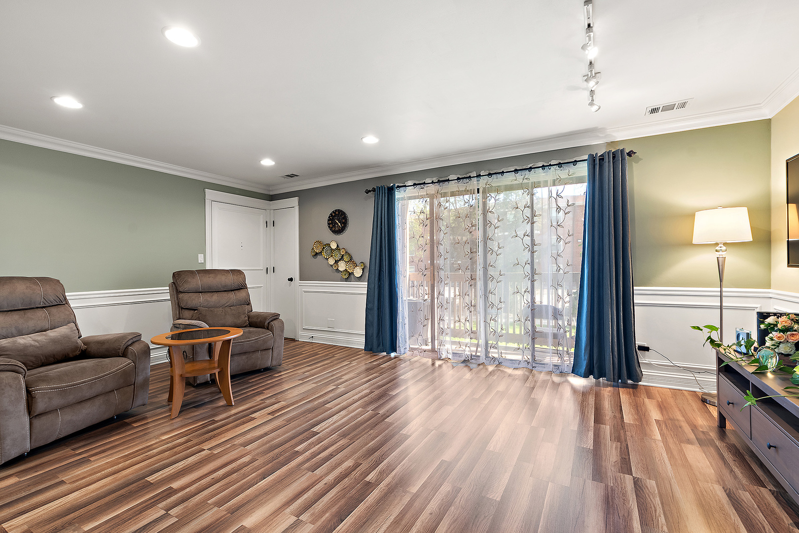 9654 NOTTINGHAM Avenue Unit: 1C