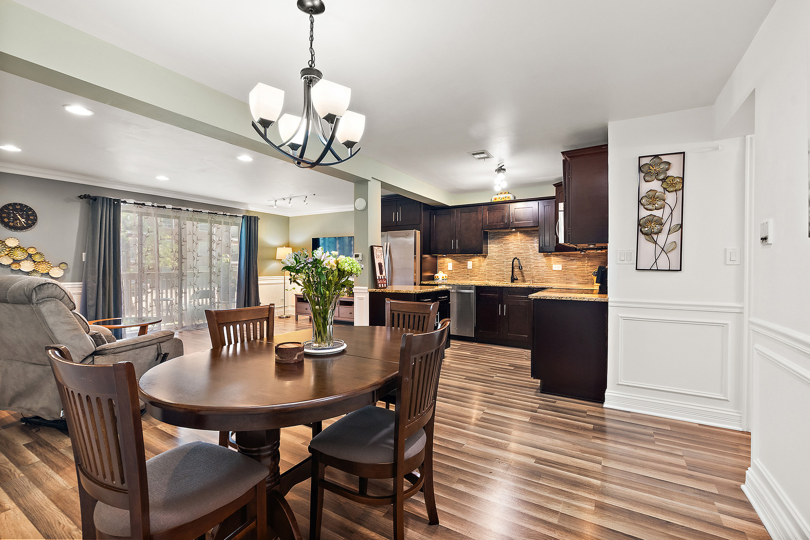 9654 NOTTINGHAM Avenue Unit: 1C