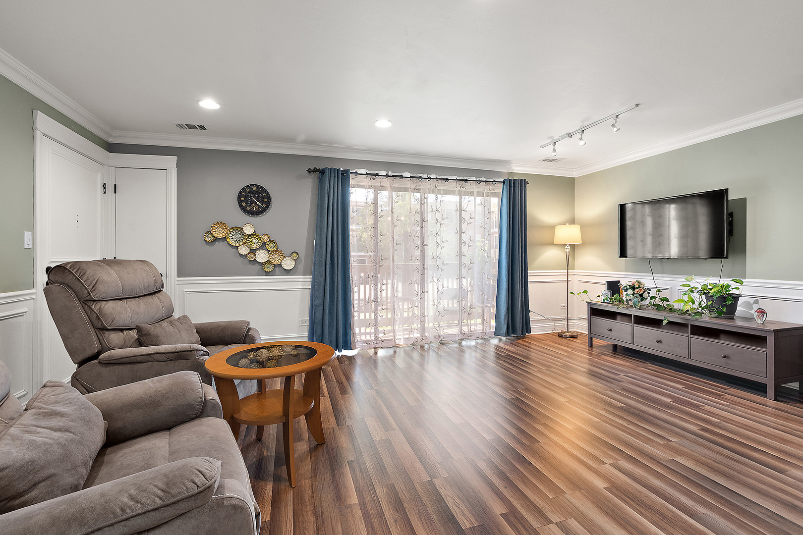 9654 NOTTINGHAM Avenue Unit: 1C