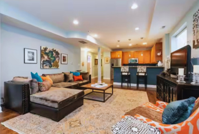 6507 N Bosworth Avenue Unit: G