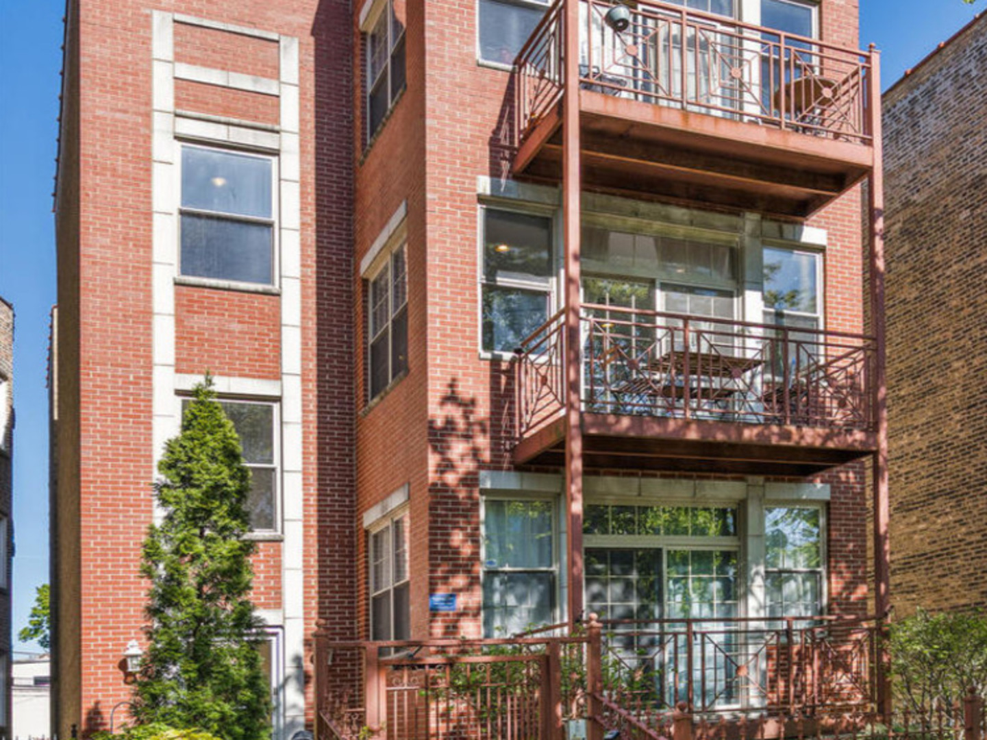 6507 N Bosworth Avenue Unit: G