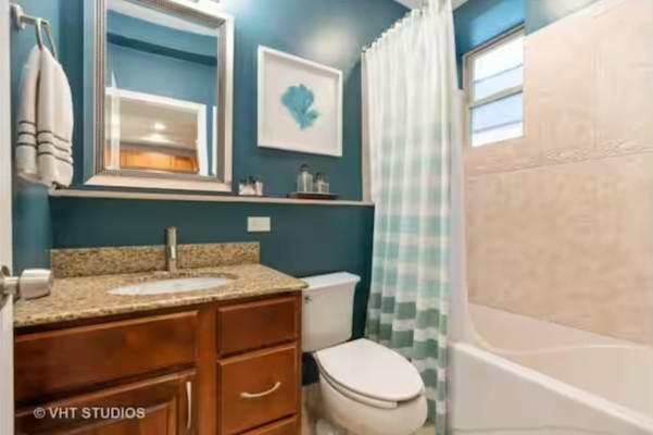 6507 N Bosworth Avenue Unit: G