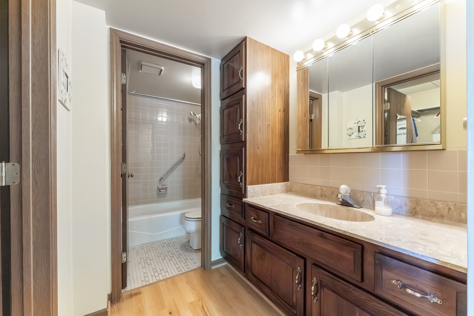 245 Windsor Lane Unit: B