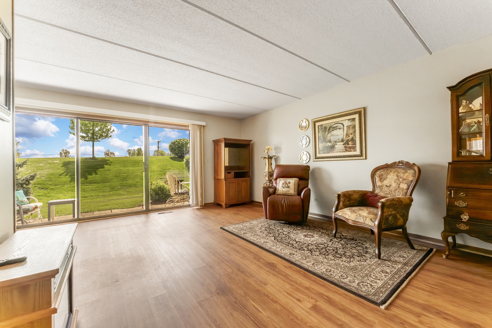245 Windsor Lane Unit: B