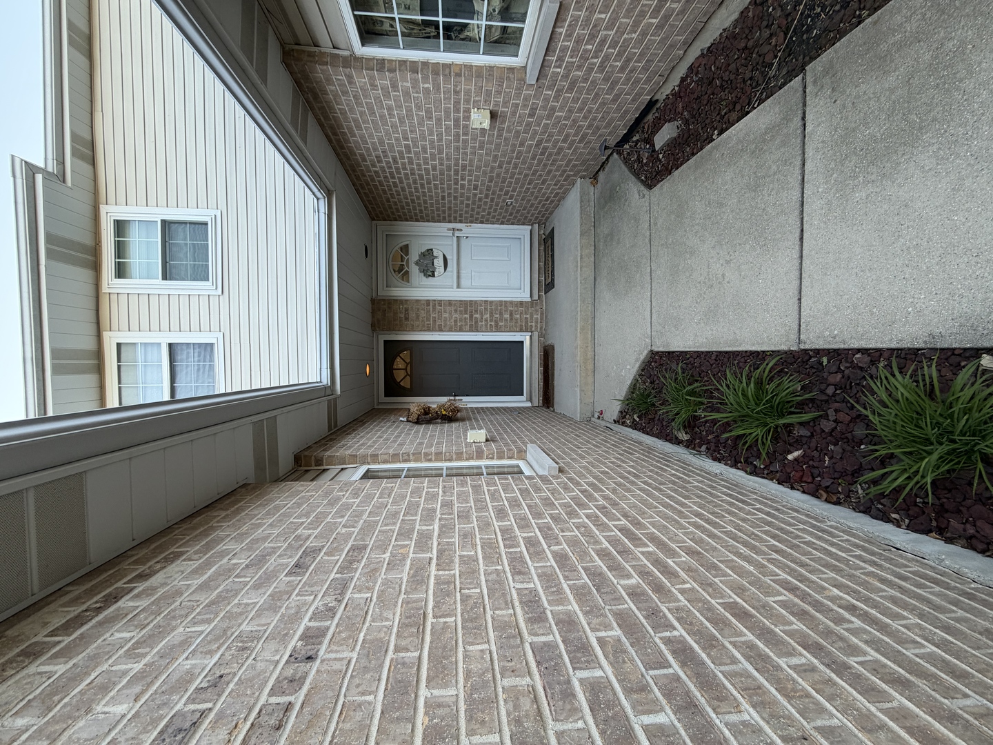 18251 Kirby Drive Unit: 1