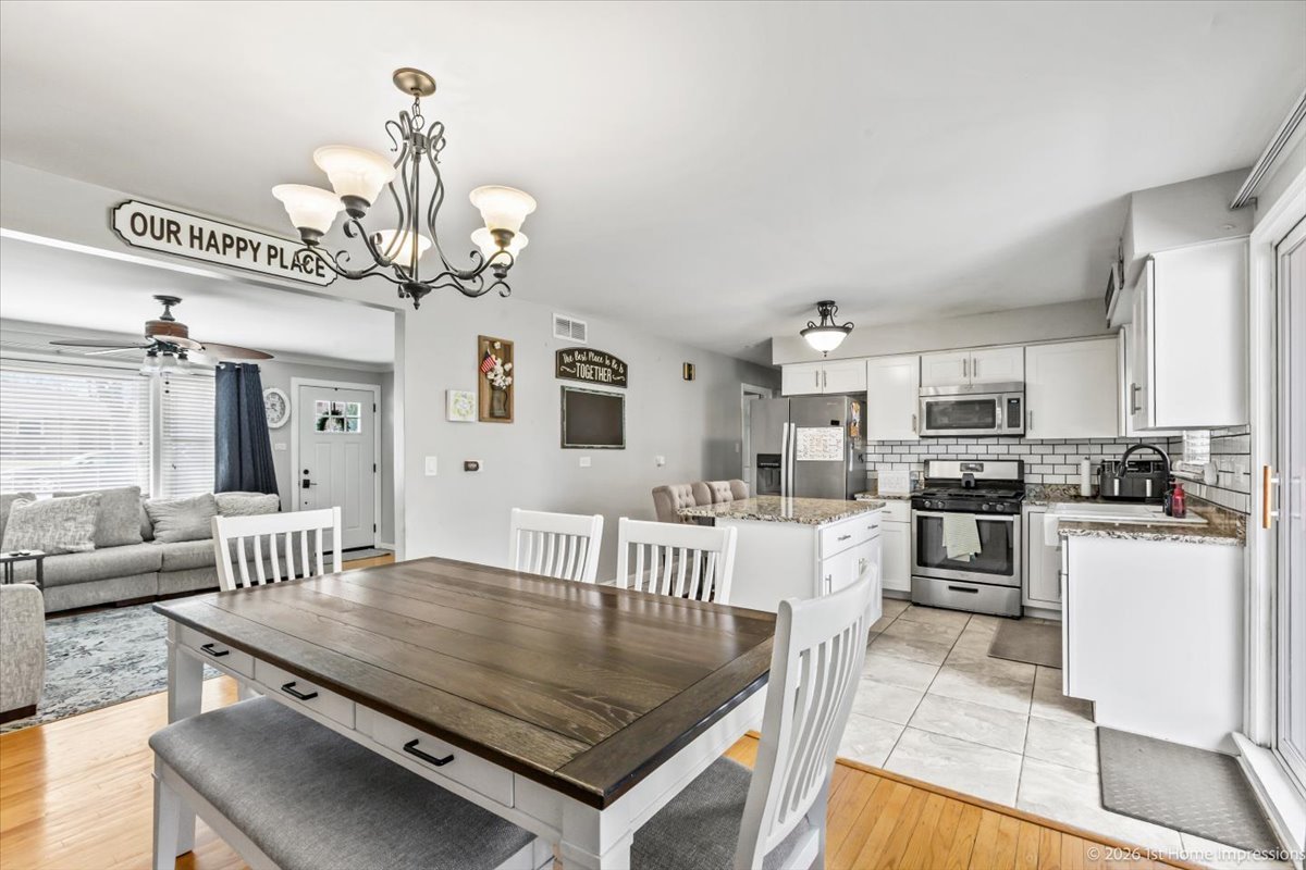 8836 W 93rd Place