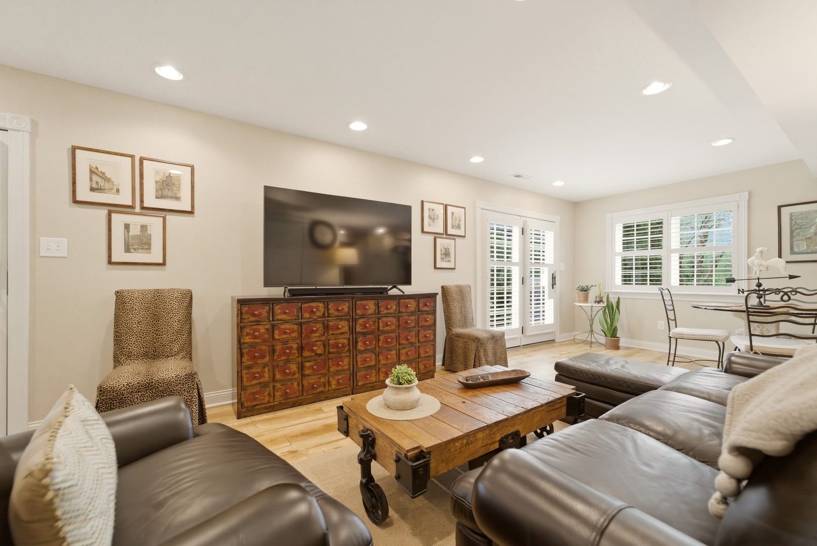 1205 Waterside Lane