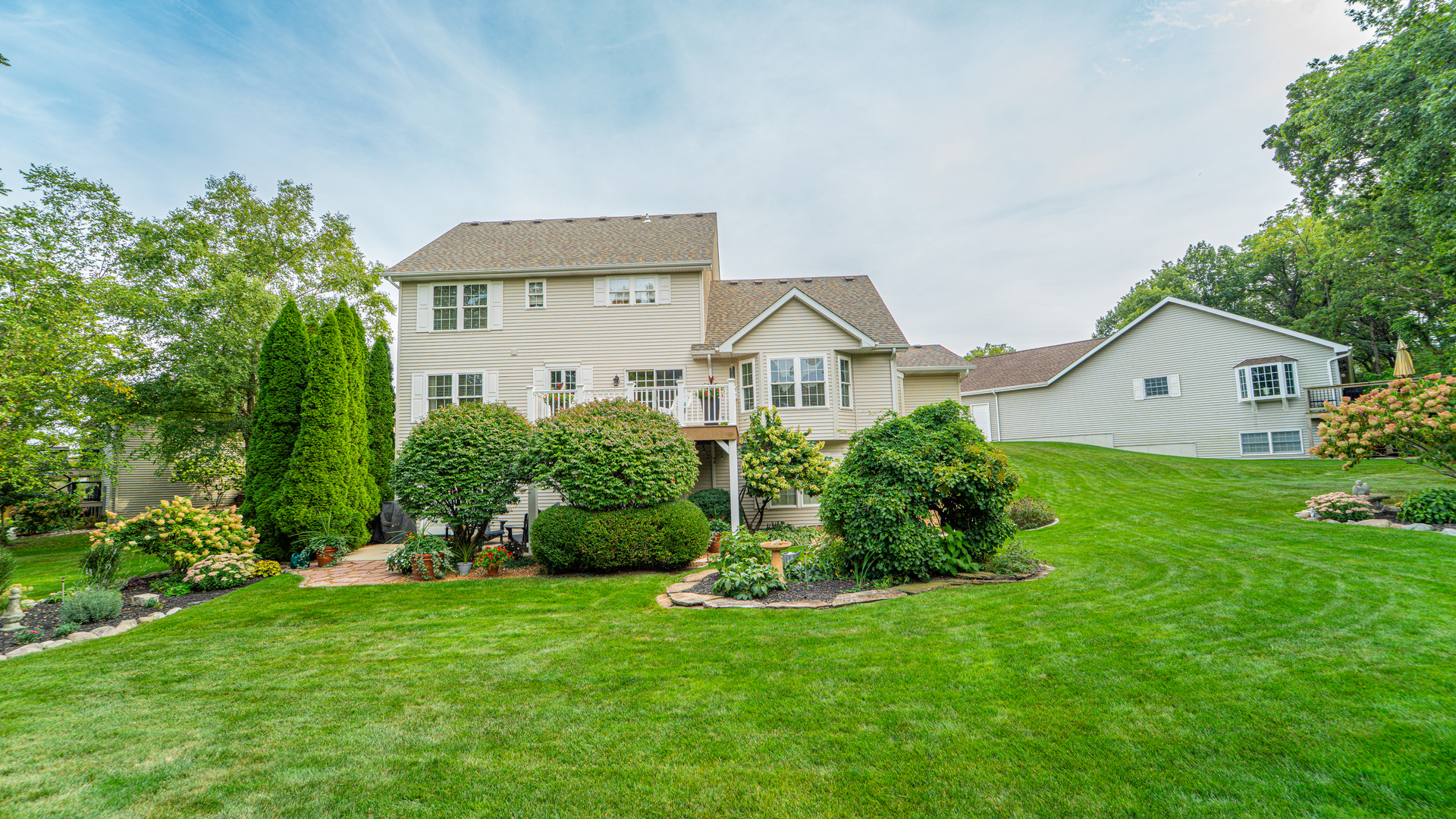 1205 Waterside Lane