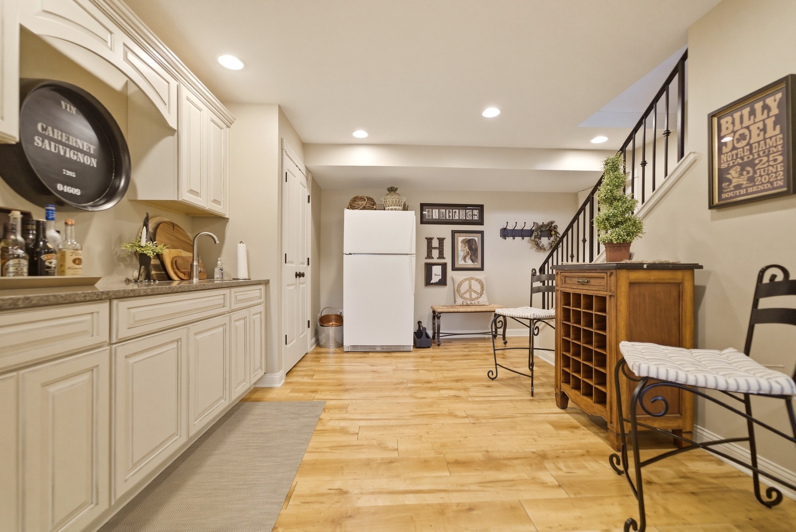 1205 Waterside Lane