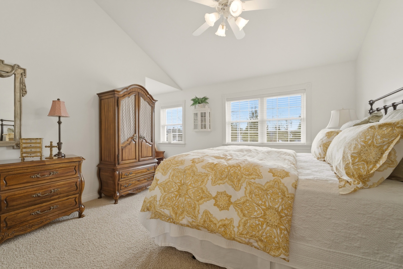 1205 Waterside Lane