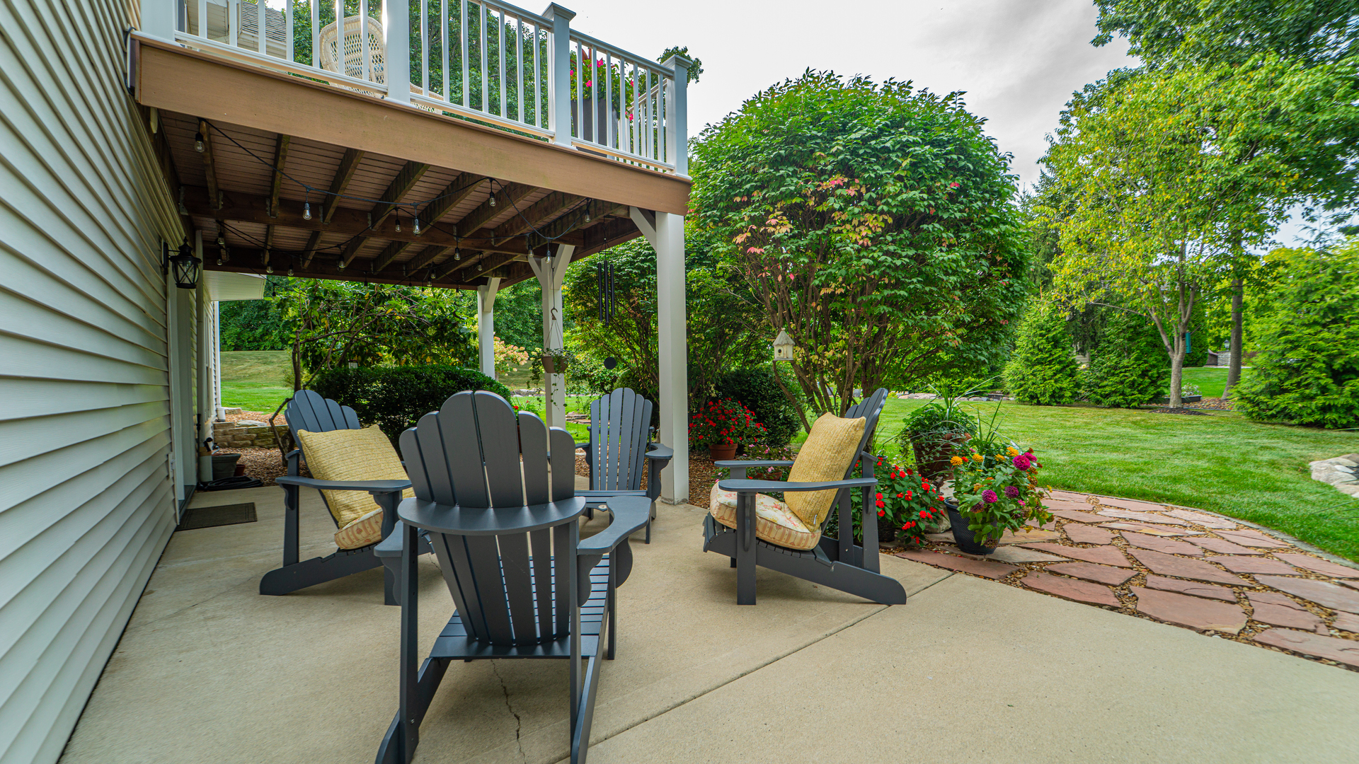 1205 Waterside Lane
