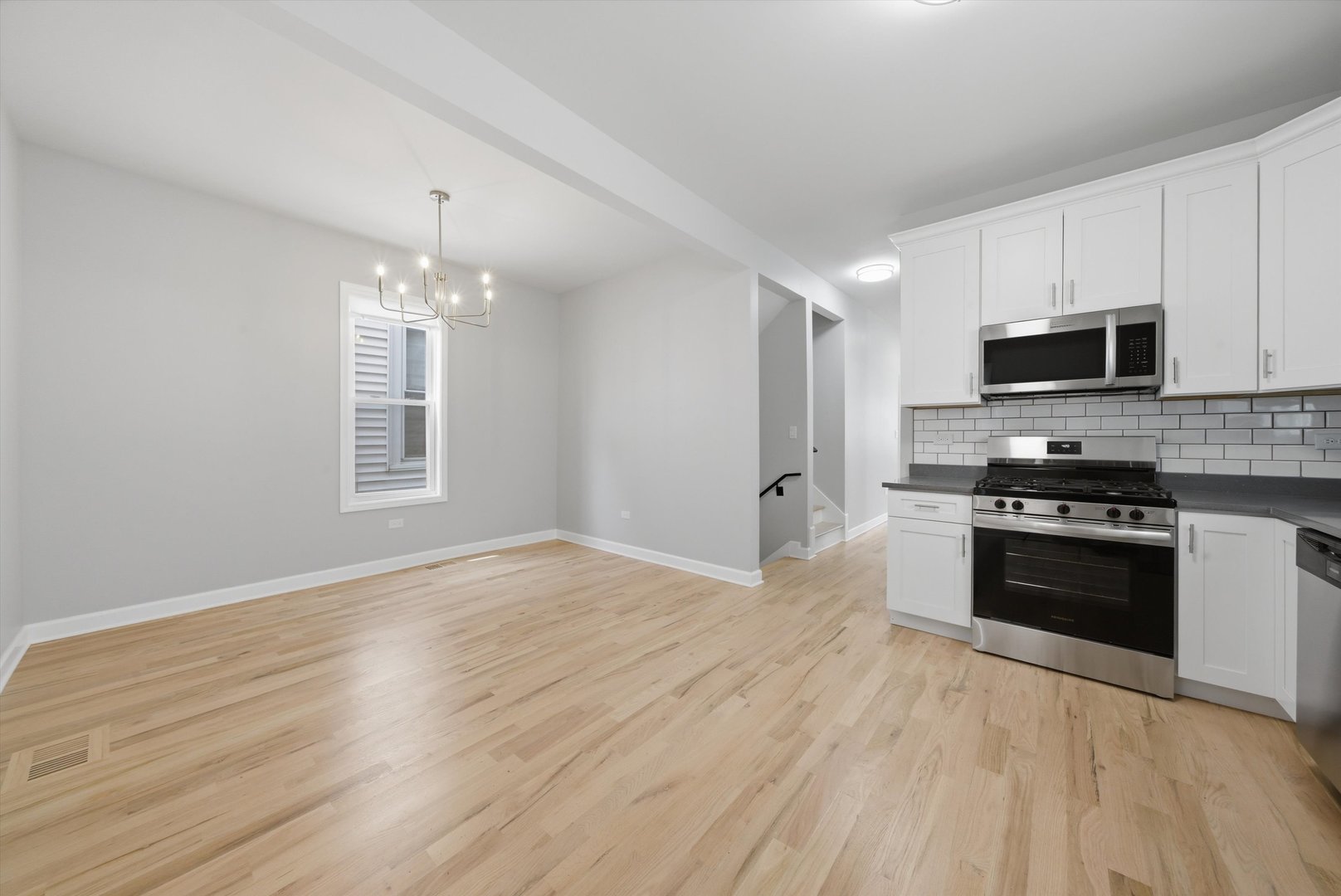 1249 W 73rd Place