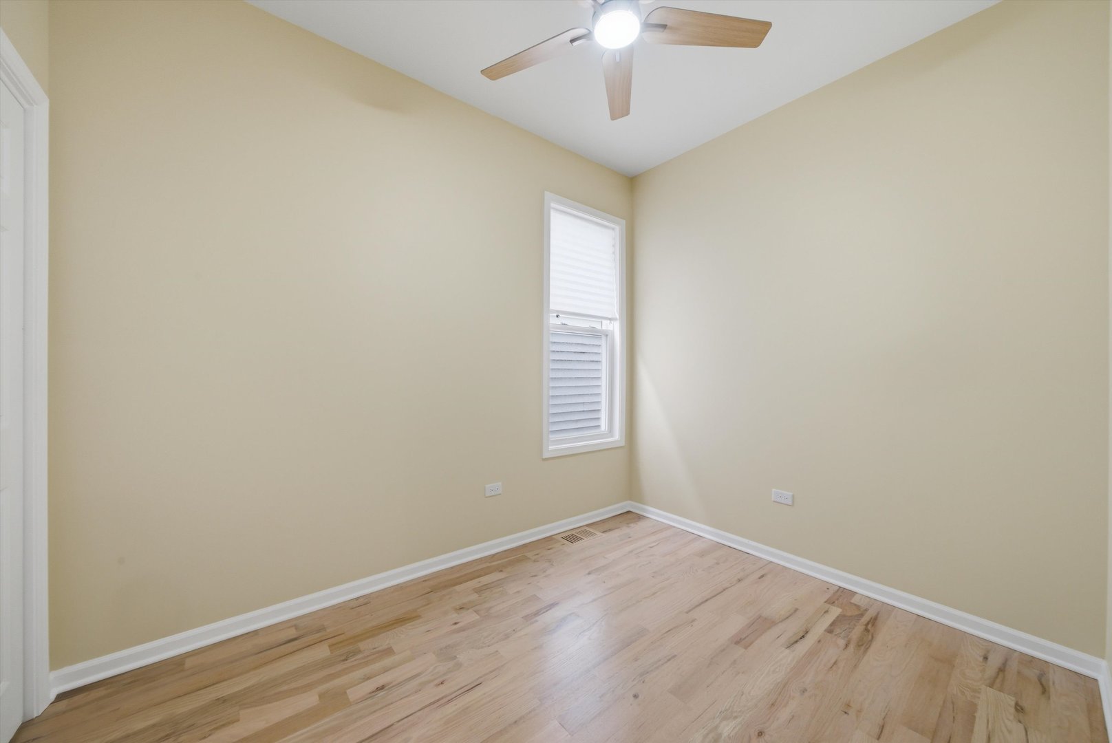 1249 W 73rd Place