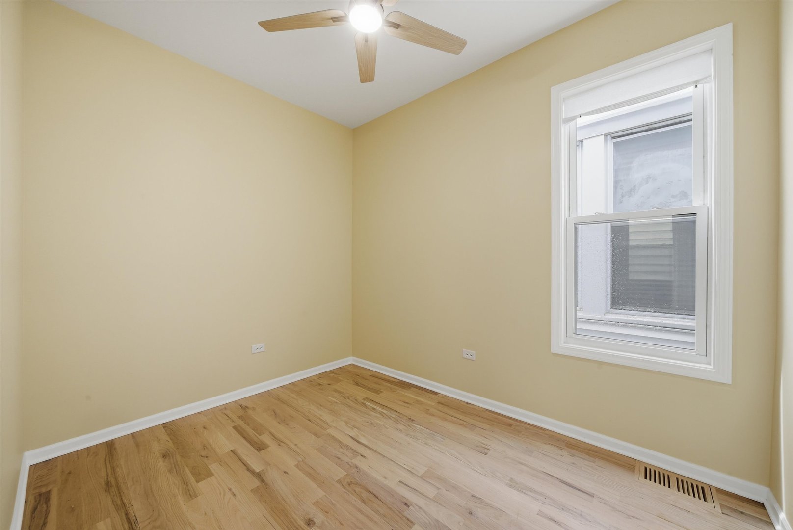 1249 W 73rd Place