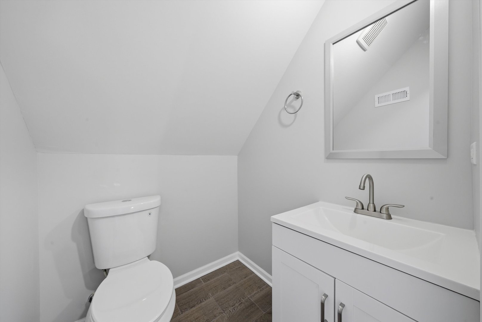 1249 W 73rd Place