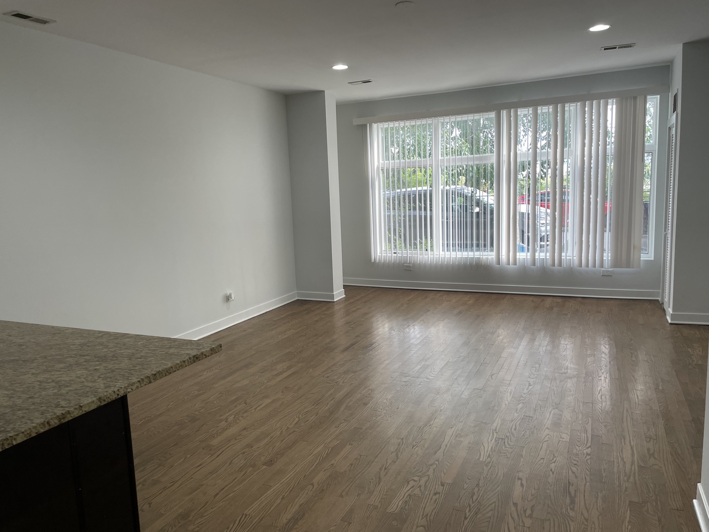 3128 W Walton Street Unit: 1