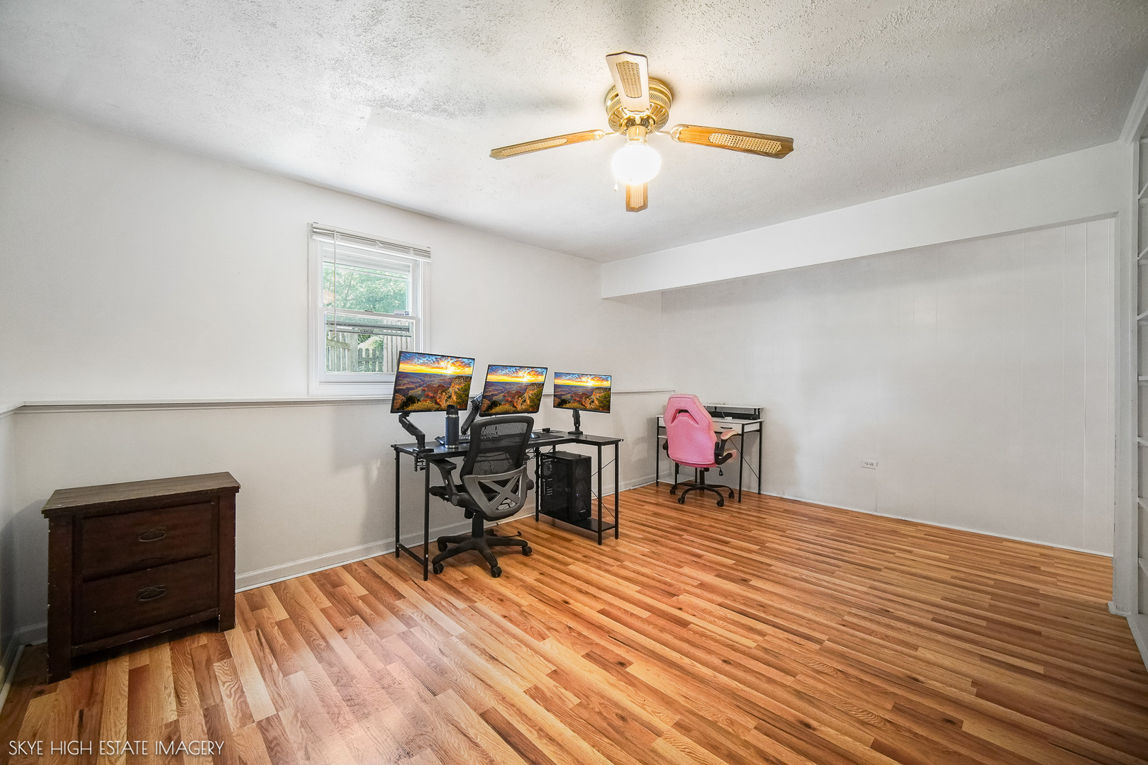 28W516 Leverenz Road