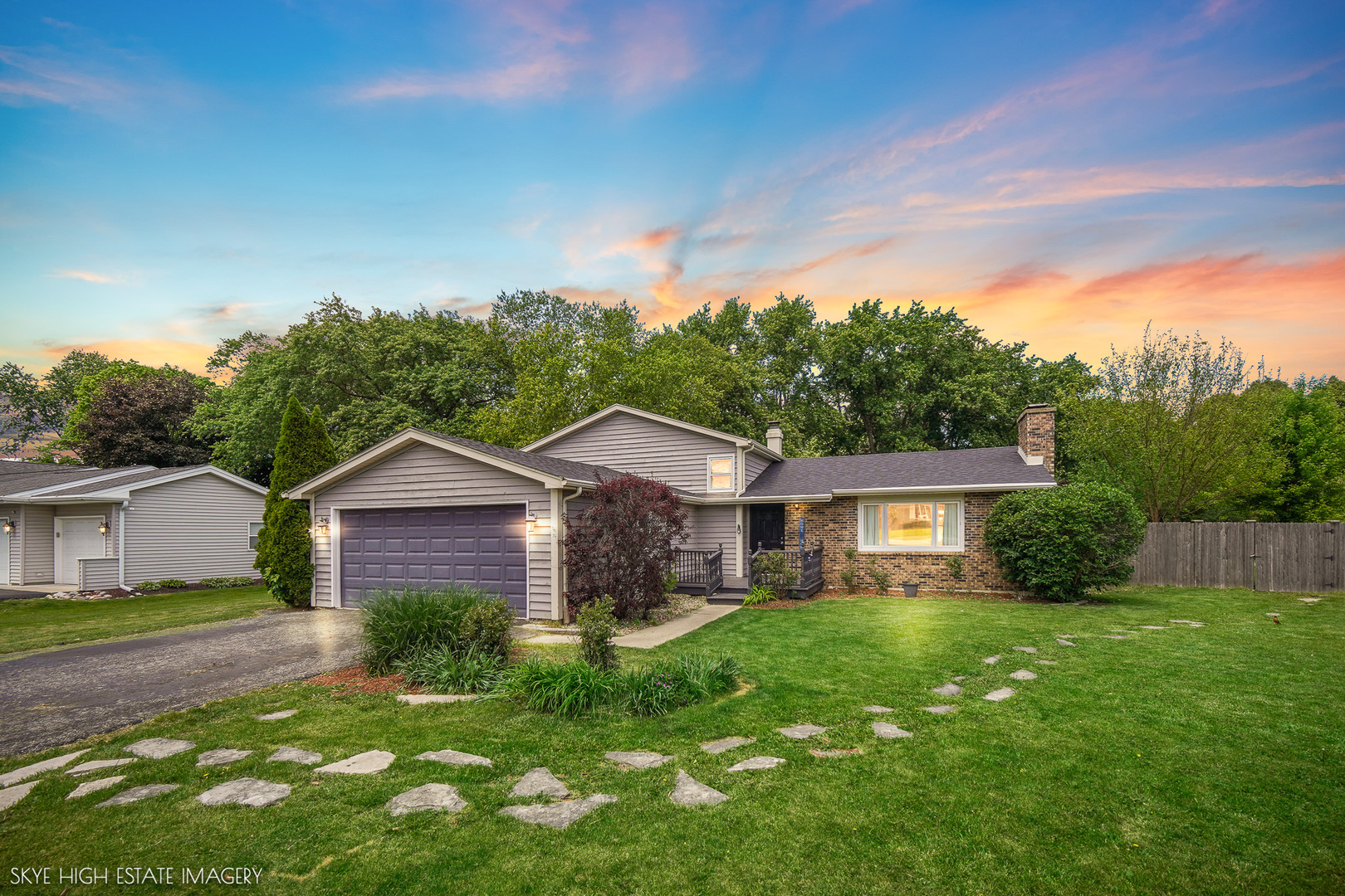 28W516 Leverenz Road