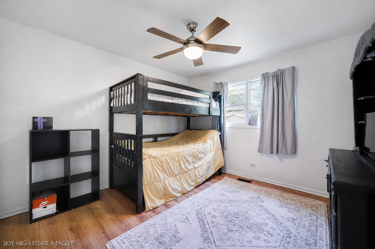 28W516 Leverenz Road