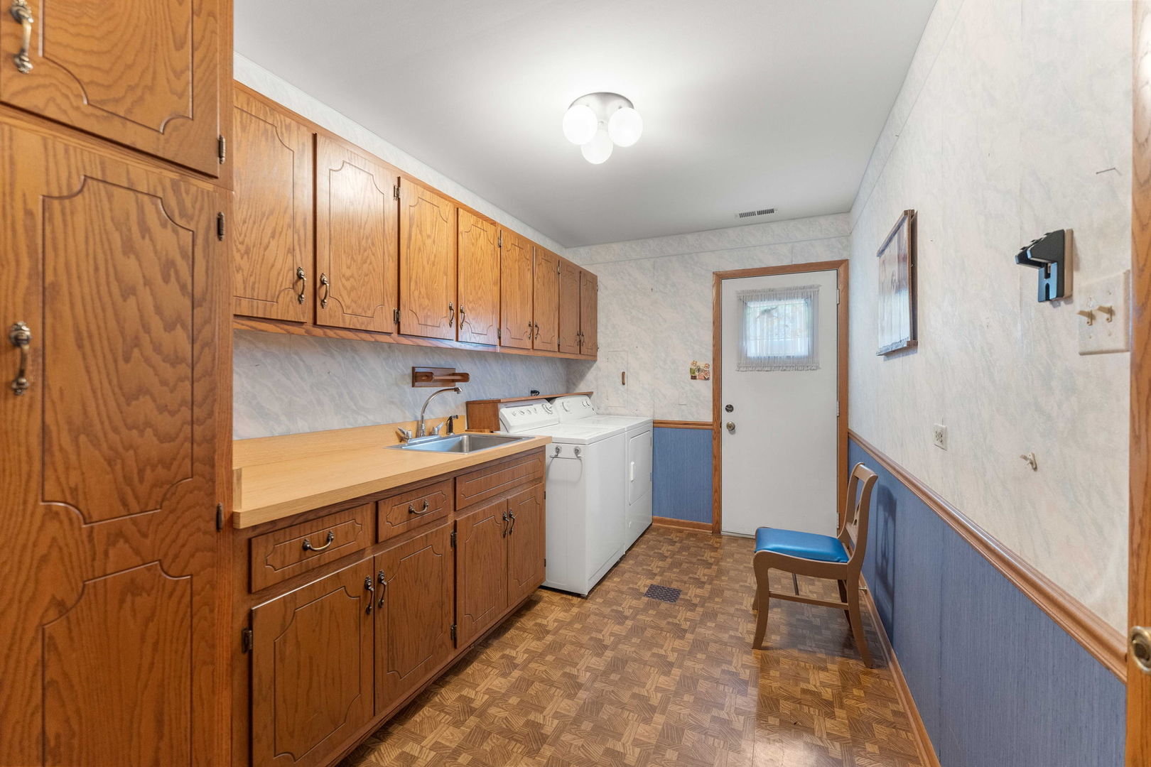 7241 W 152nd Street Unit: 0