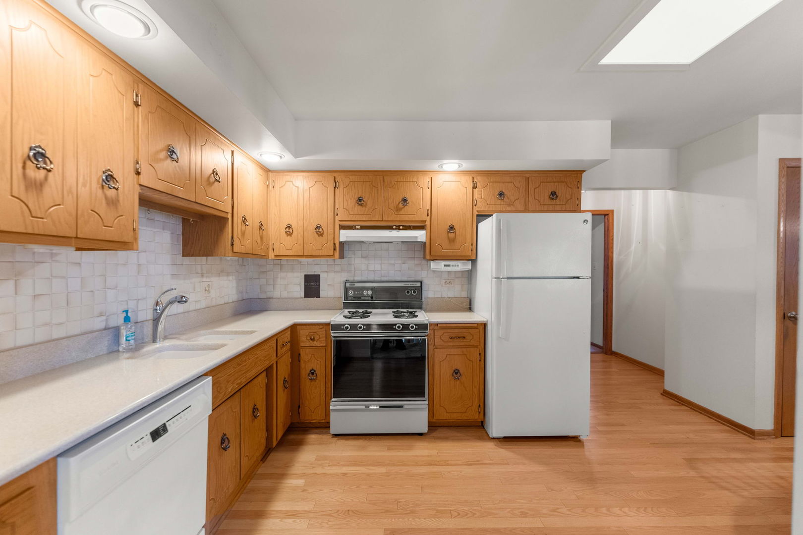7241 W 152nd Street Unit: 0