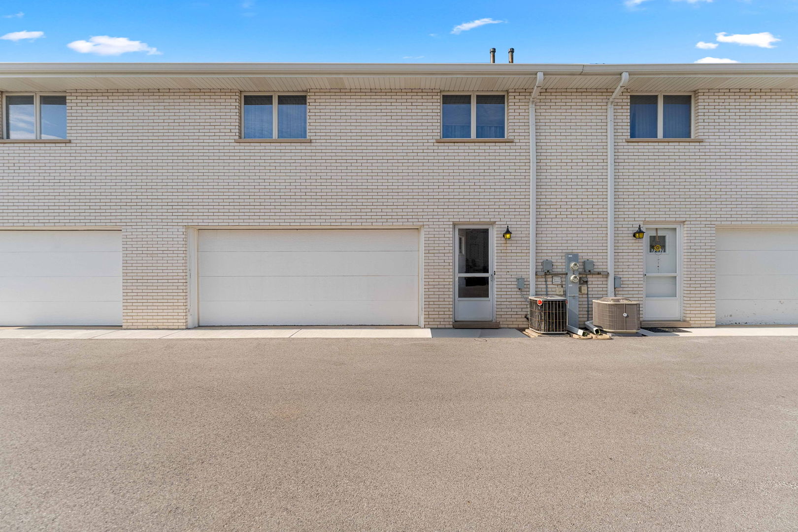 7241 W 152nd Street Unit: 0
