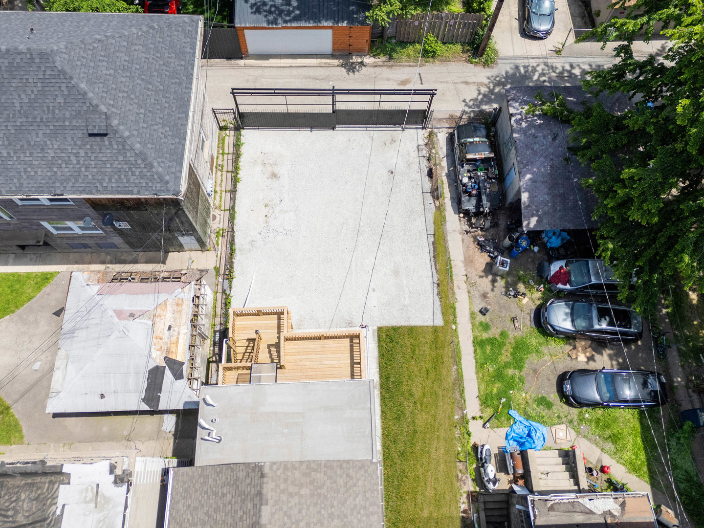 441 N Leclaire Avenue