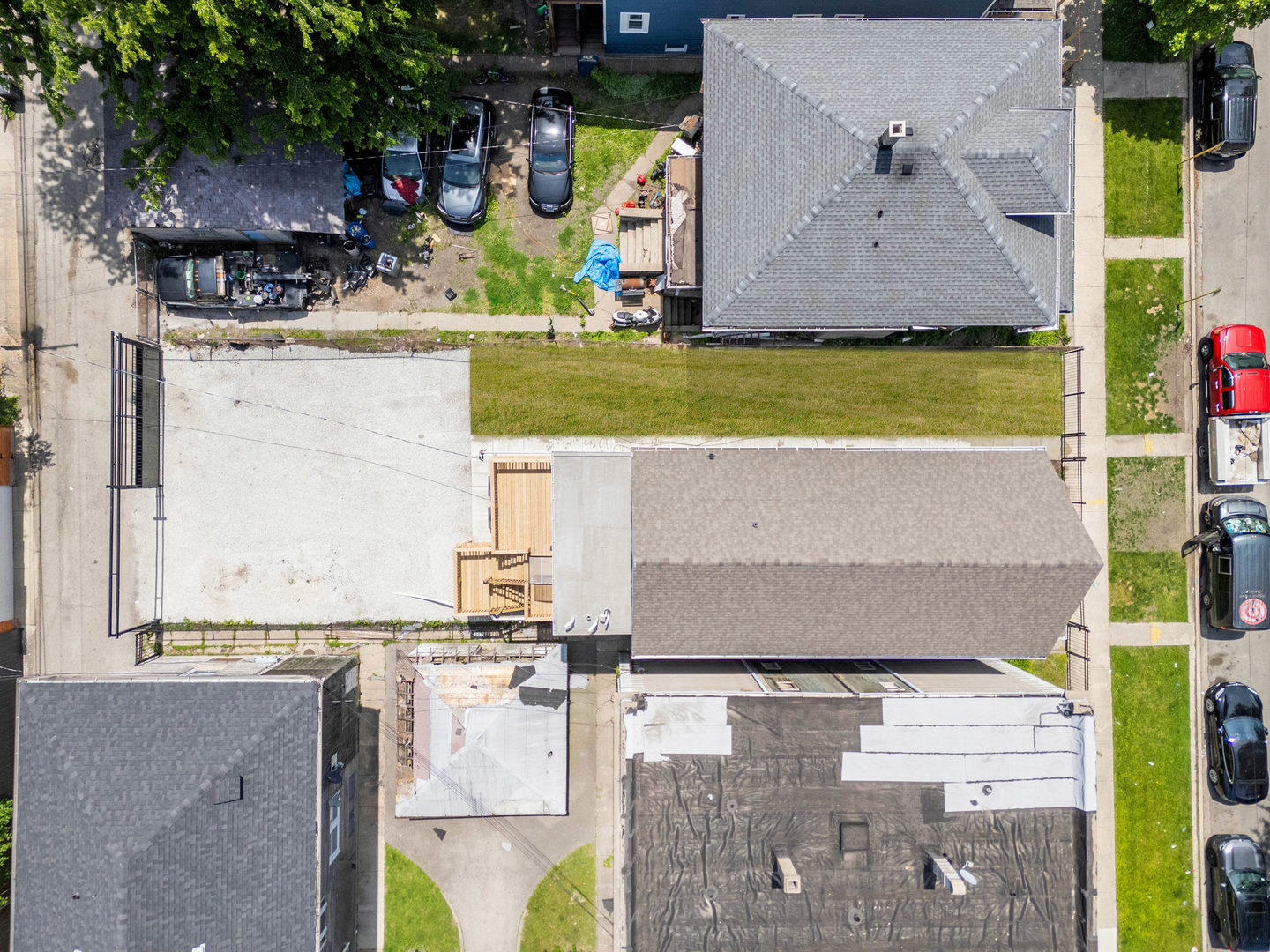441 N Leclaire Avenue