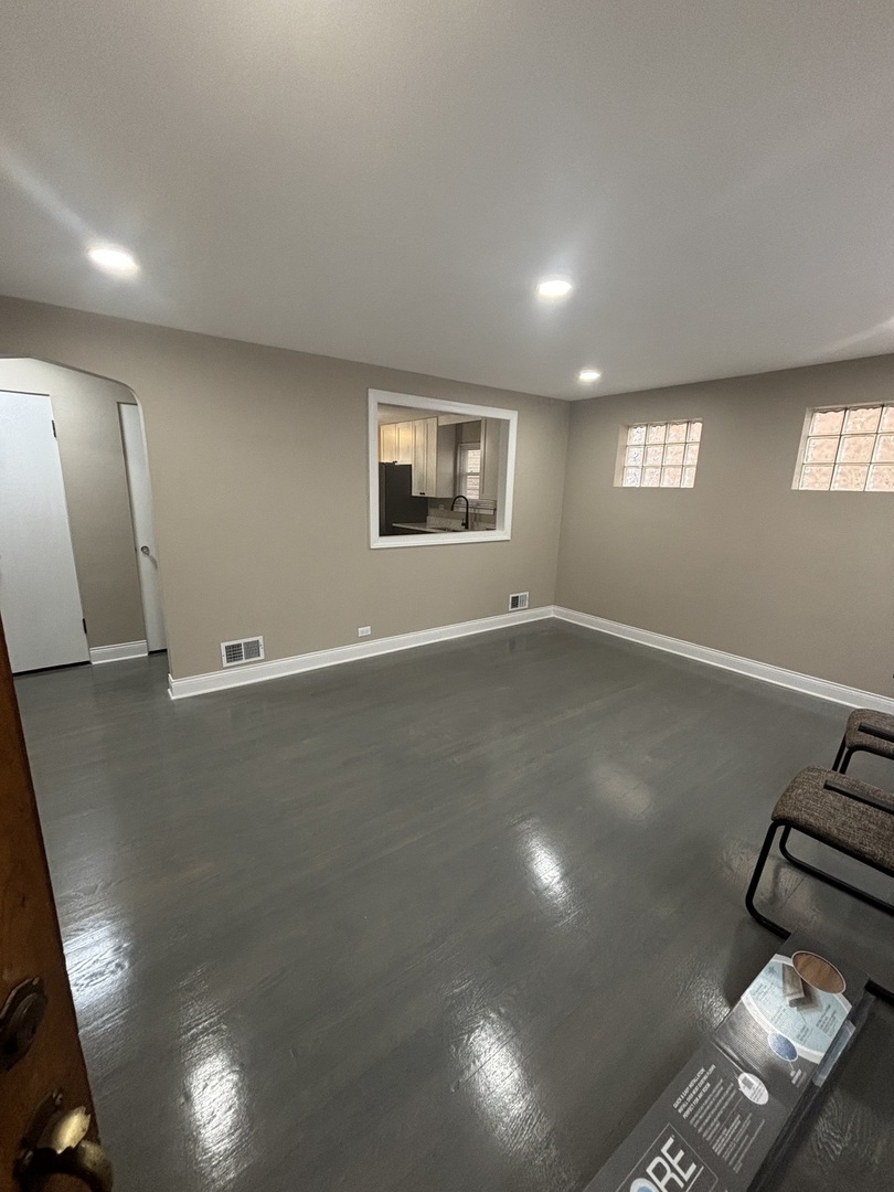 3334 PRAIRIE Avenue