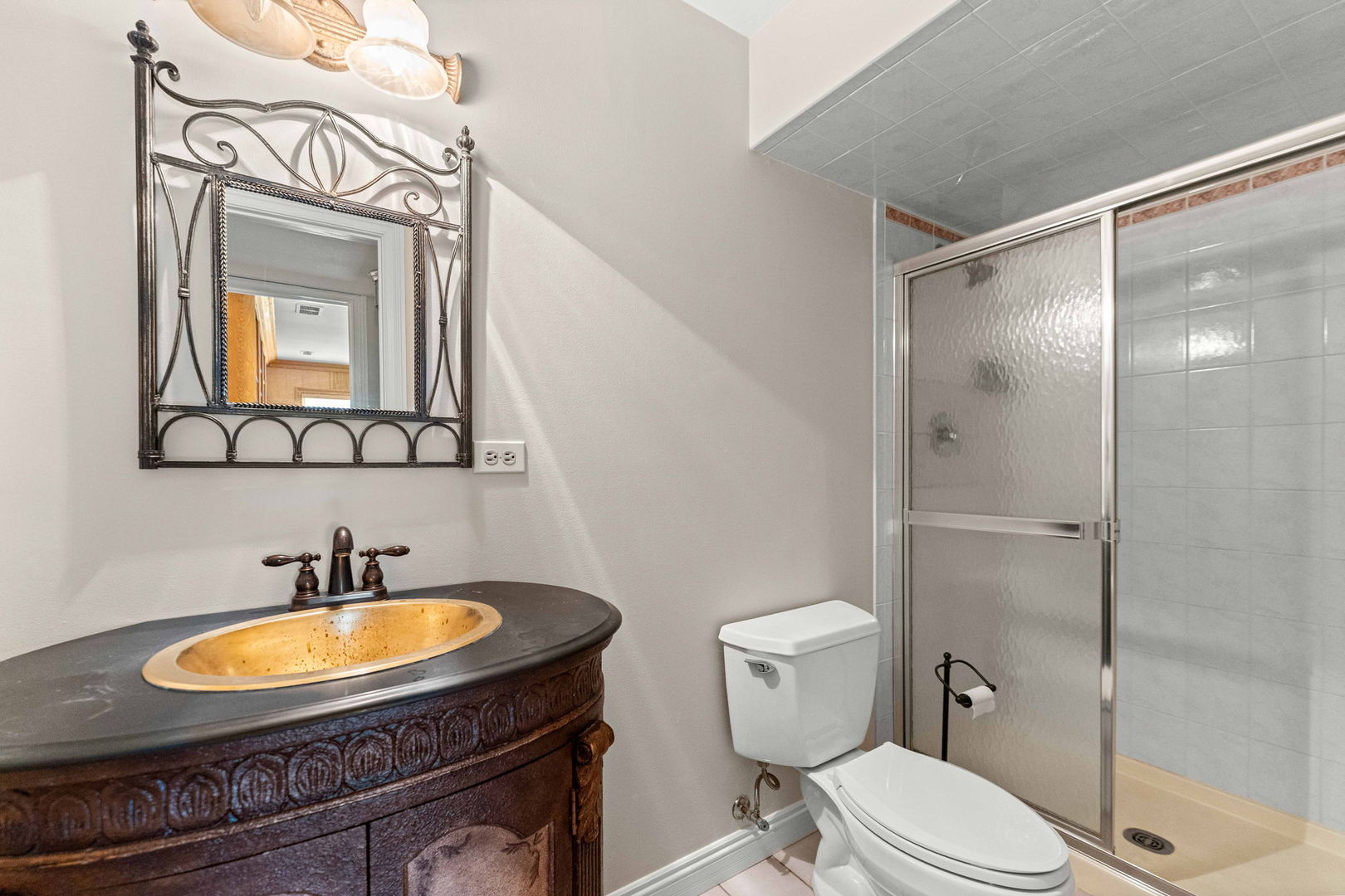 1093 Poplar Court