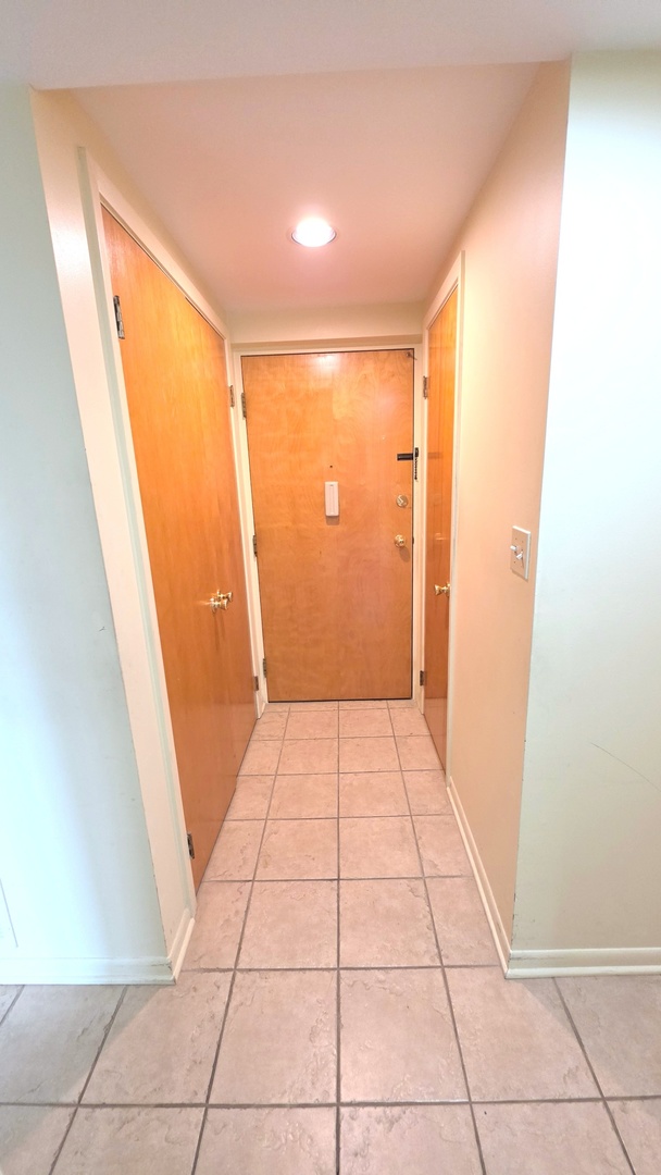 5300 Walnut Avenue Unit: 19C