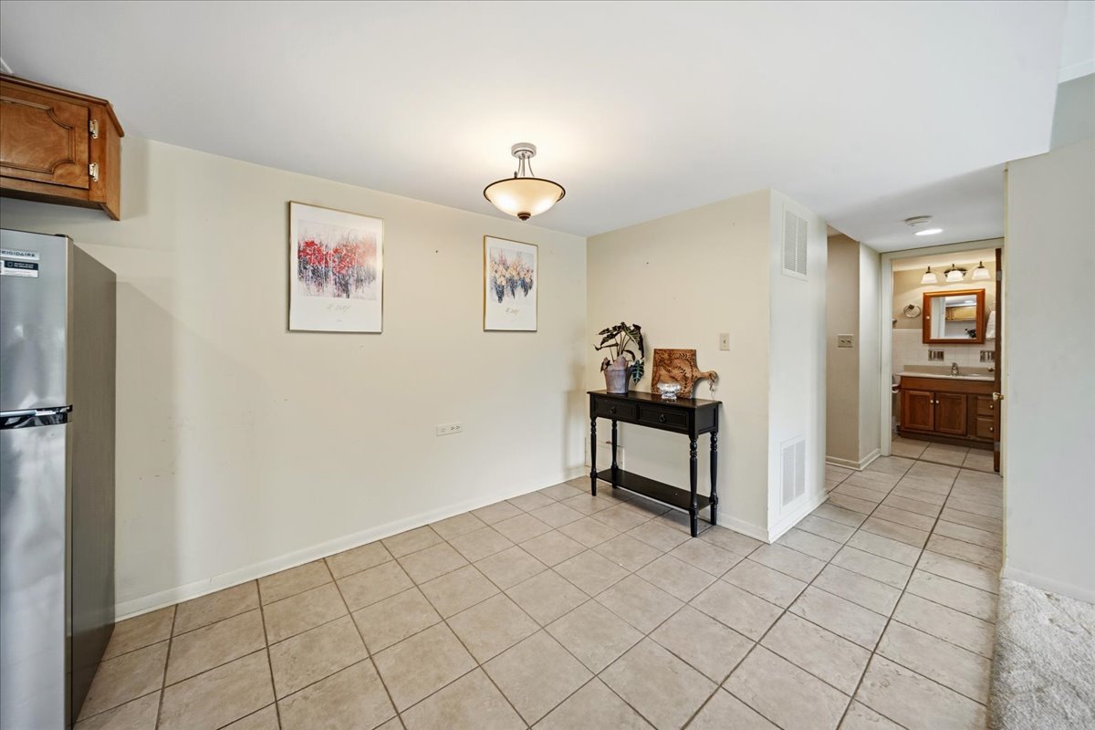 5300 Walnut Avenue Unit: 19C