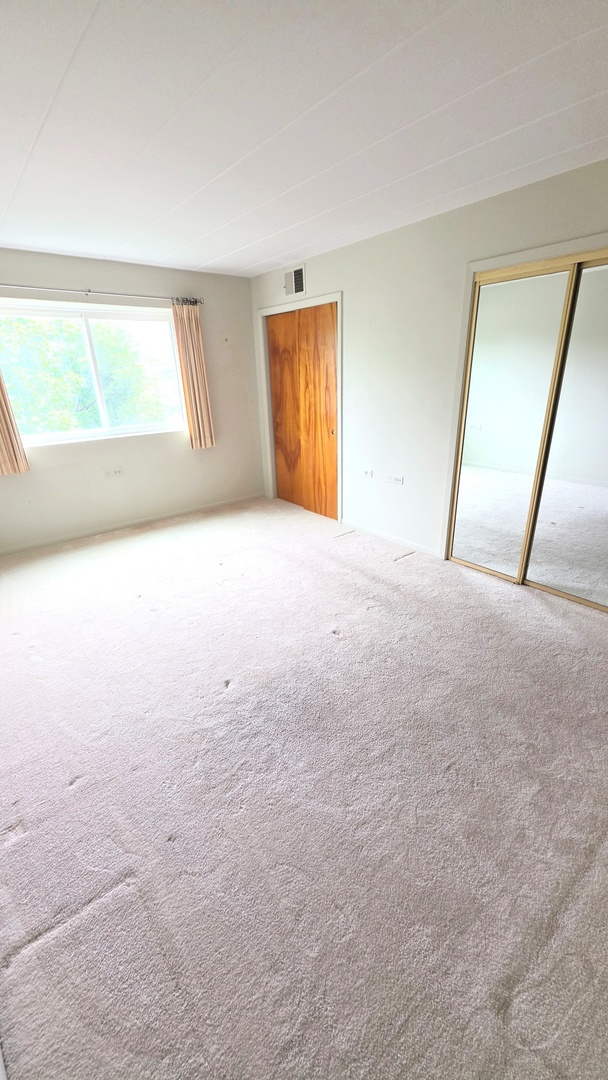 5300 Walnut Avenue Unit: 19C