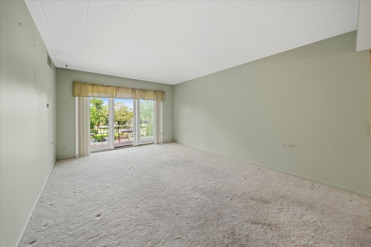 5300 Walnut Avenue Unit: 19C