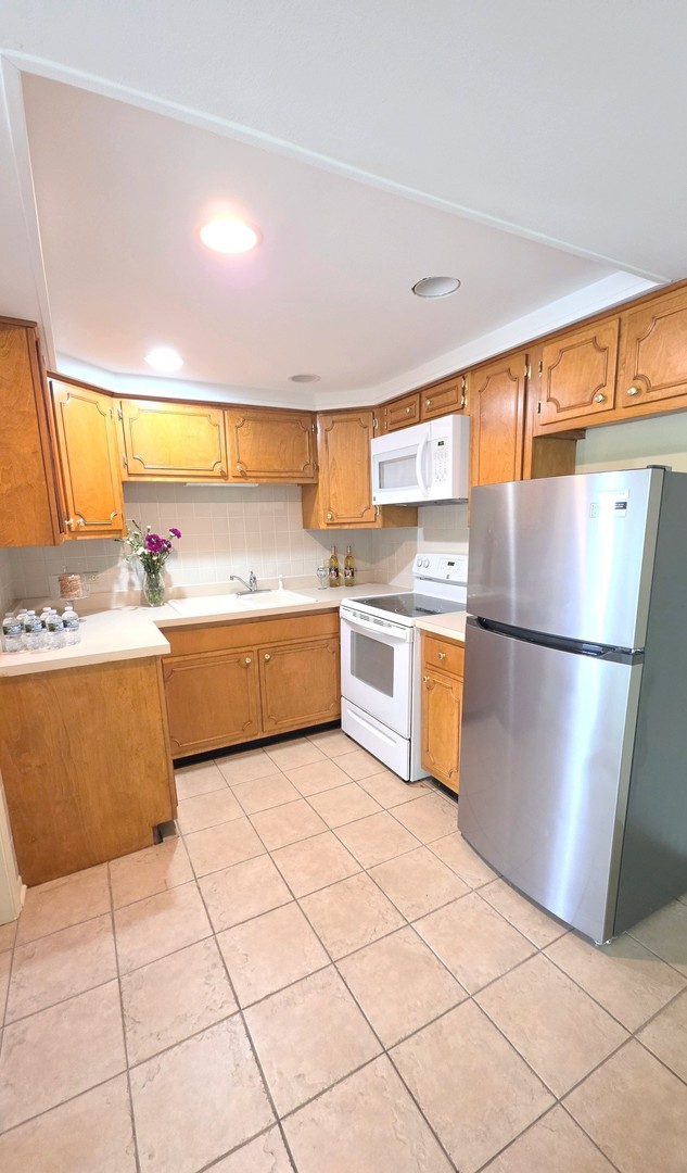 5300 Walnut Avenue Unit: 19C