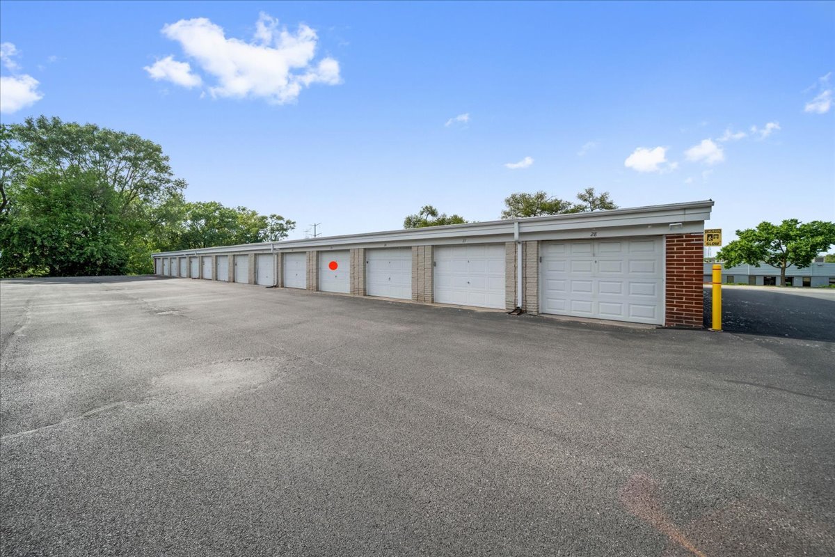 5300 Walnut Avenue Unit: 19C