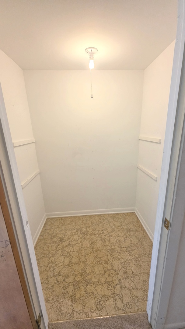5300 Walnut Avenue Unit: 19C