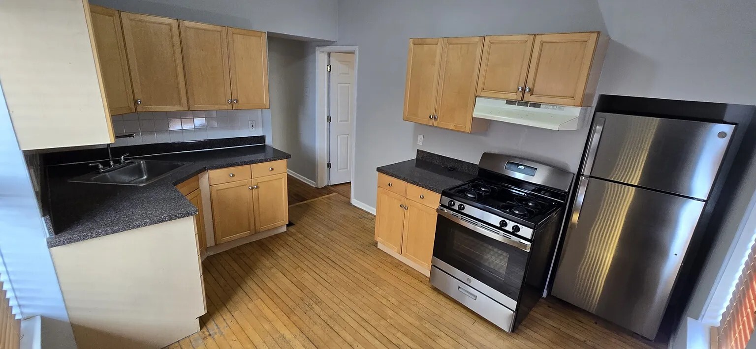 2745 W BELMONT Avenue Unit: 1