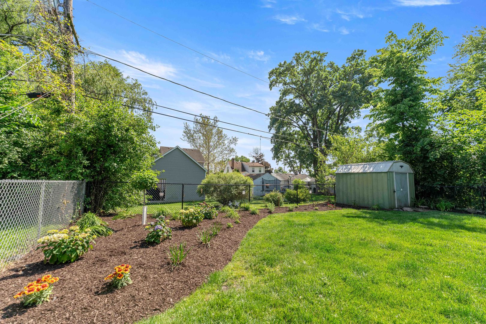 492 W Avery Street