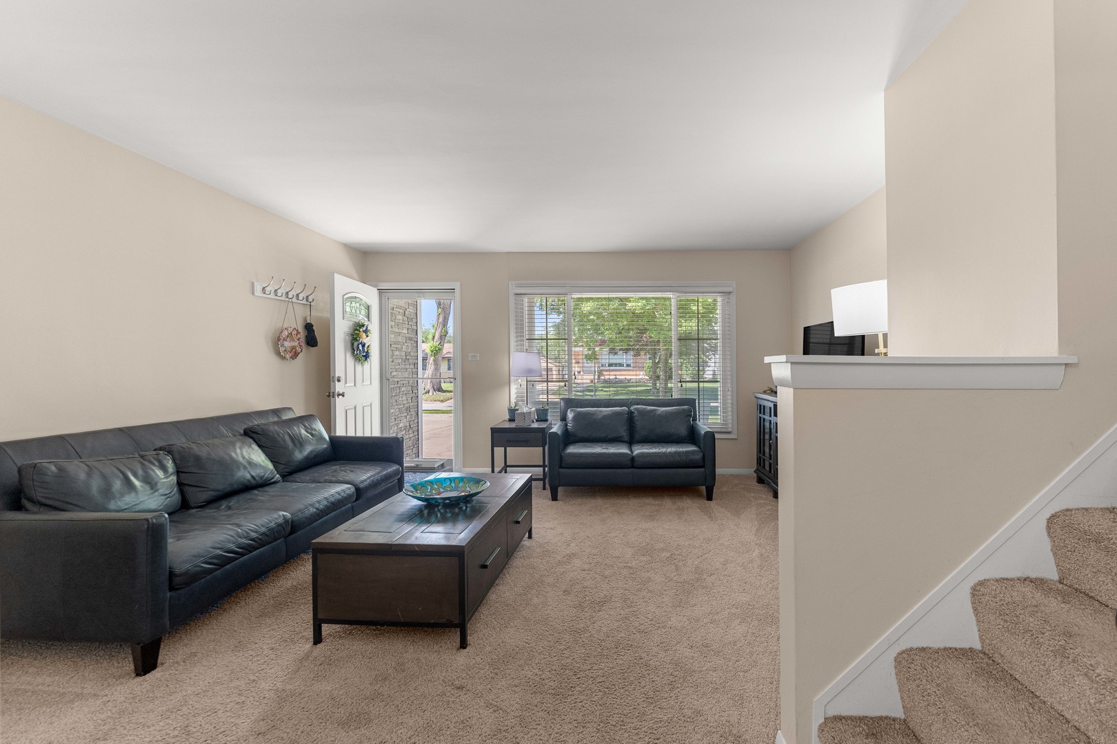 492 W Avery Street