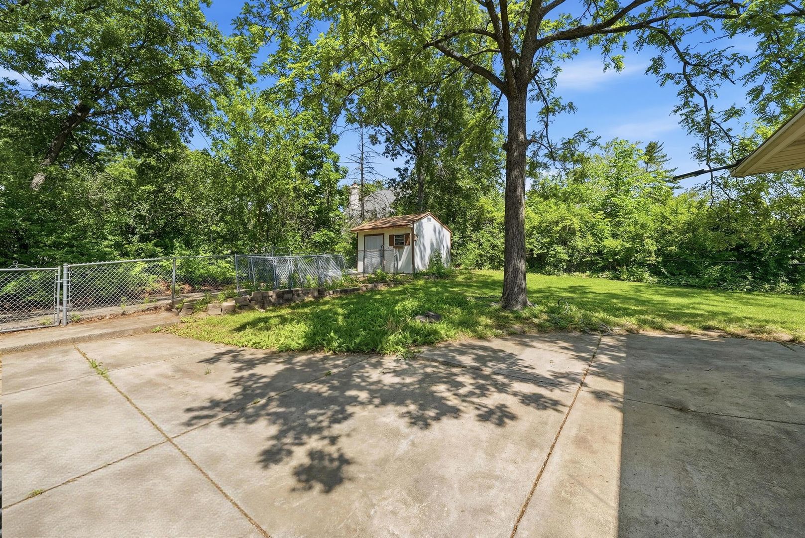 8800 W 104th Street