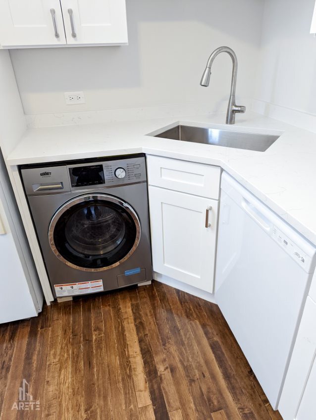 2633 W HADDON Avenue Unit: 3R