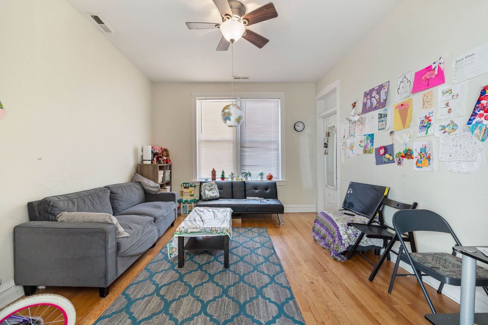 928 S Claremont Avenue Unit: 1R