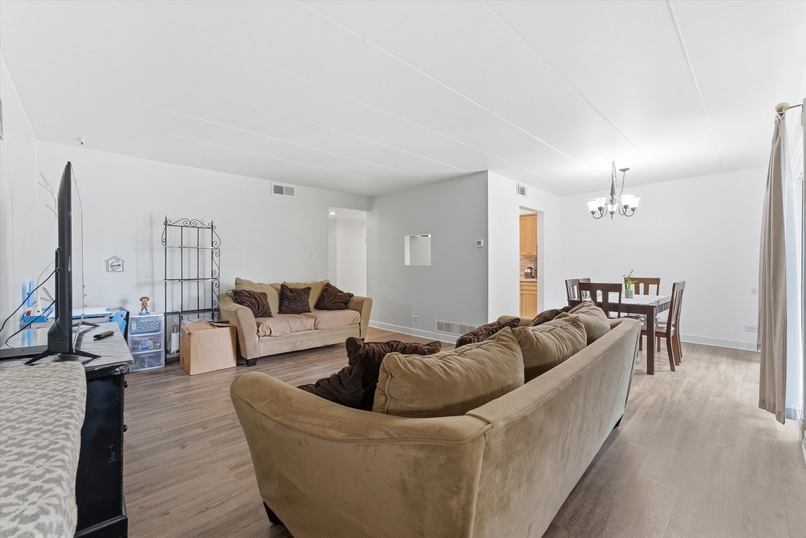 12823 S Kenneth Avenue Unit: C3