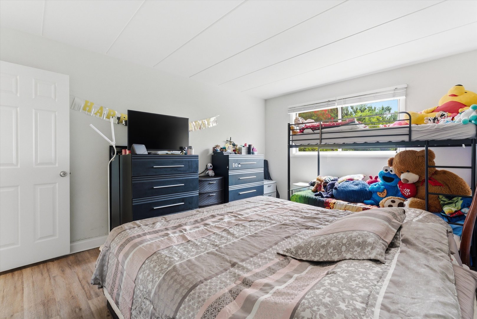 12823 S Kenneth Avenue Unit: C3