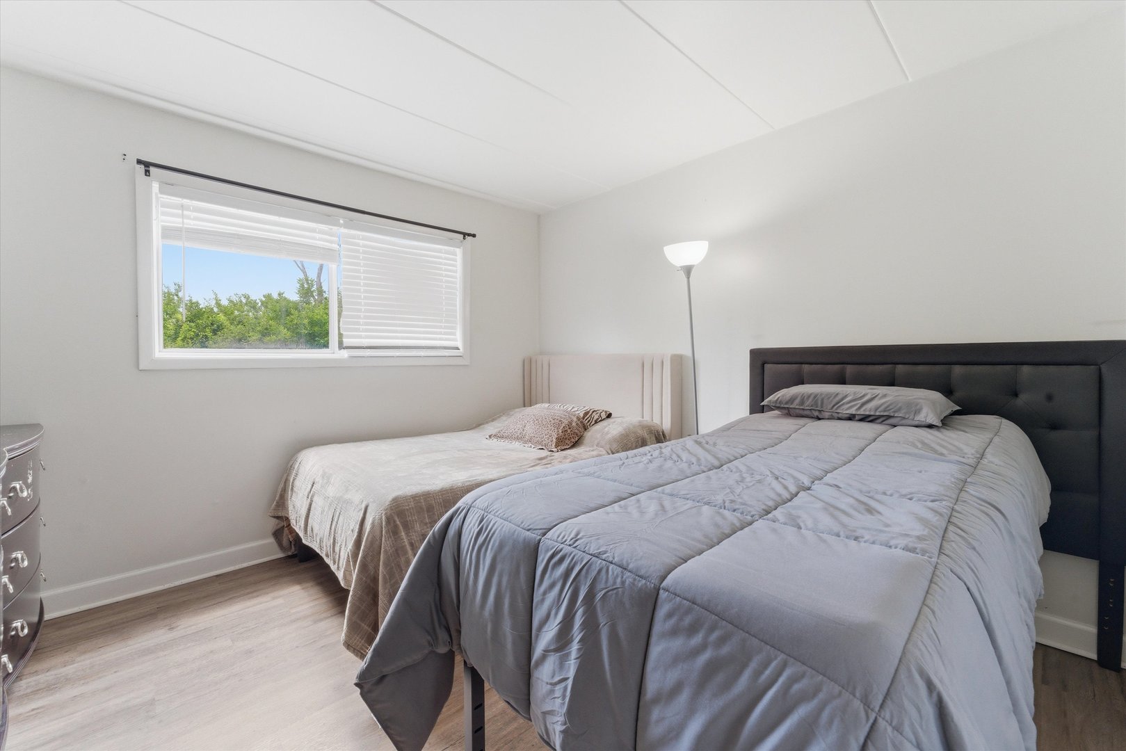 12823 S Kenneth Avenue Unit: C3