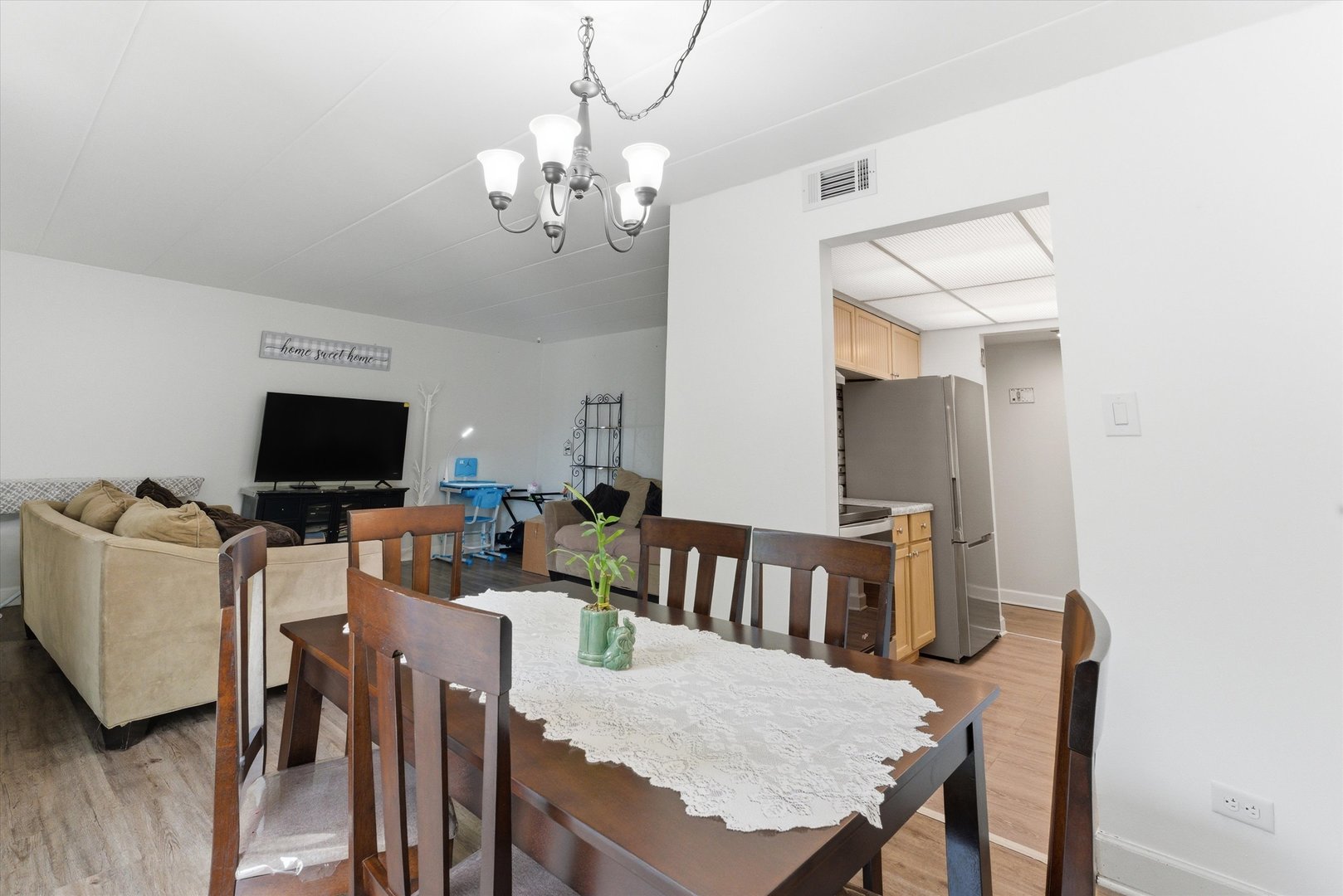 12823 S Kenneth Avenue Unit: C3