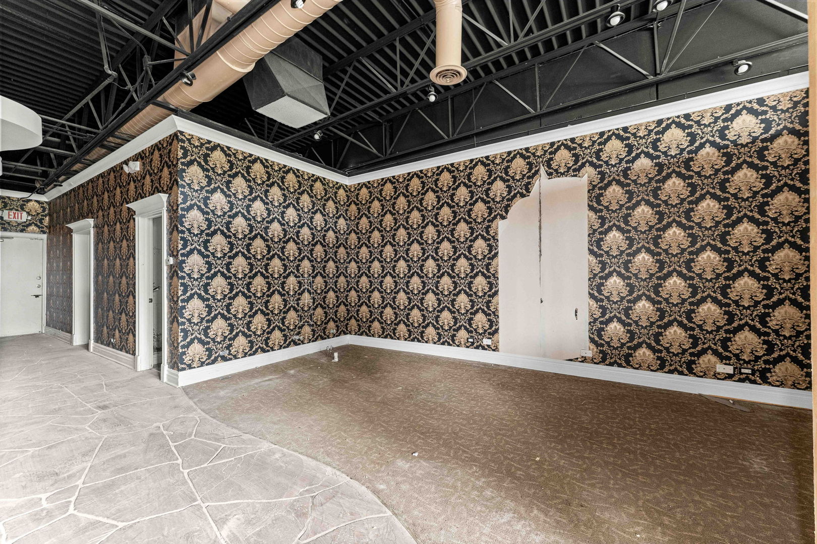 10296 S 78th Avenue Unit: B